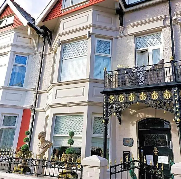 Olivia House-1