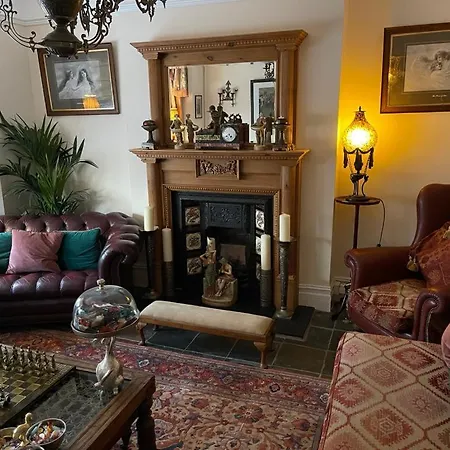 Olivia House-2